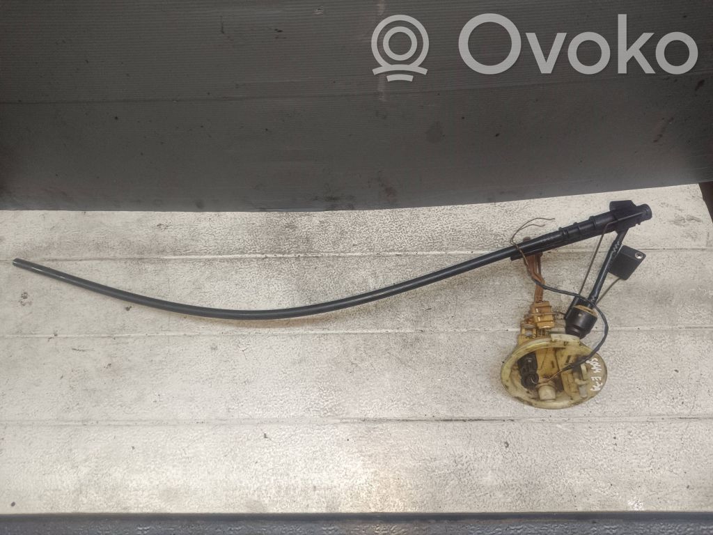BMW 5 E39 Fuel level sensor 