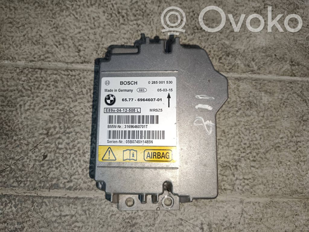 Airbagsteuergerät   696460701