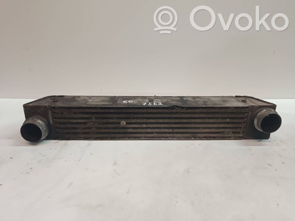 BMW 5 E60 E61 Interkūlerio radiatorius 