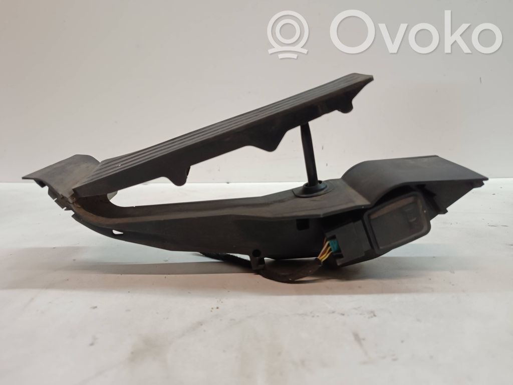 Accelerator throttle pedal   3540676248002