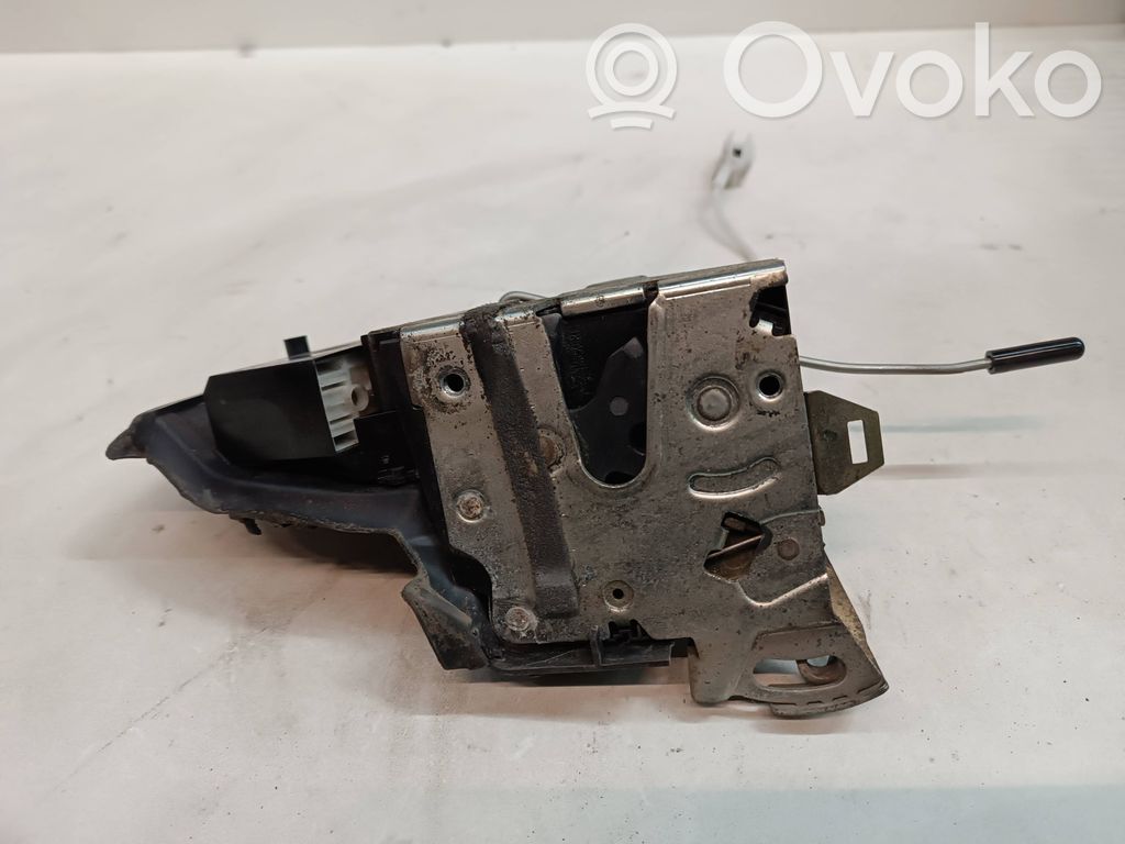BMW 5 E39 Front door lock 