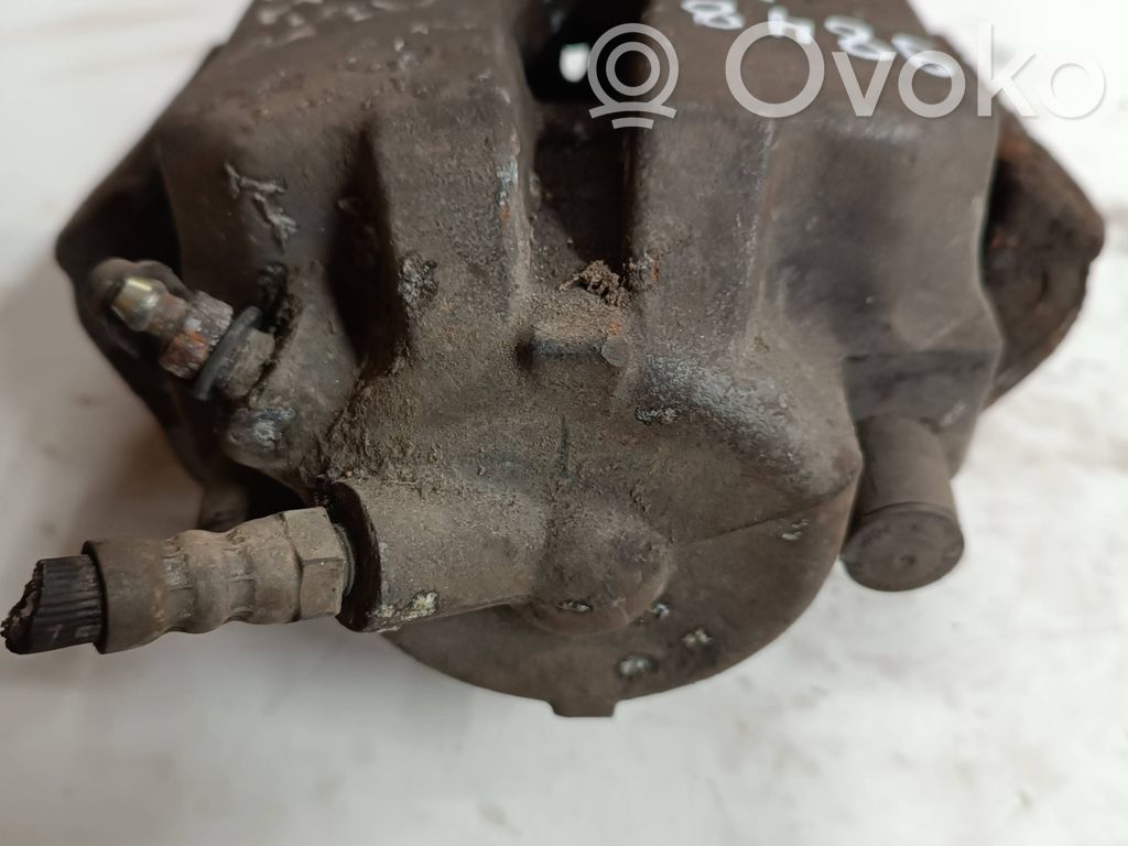 Front brake caliper   9848