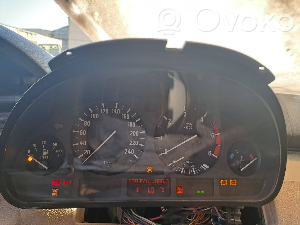 BMW 5 E39 Speedometer (instrument cluster) 