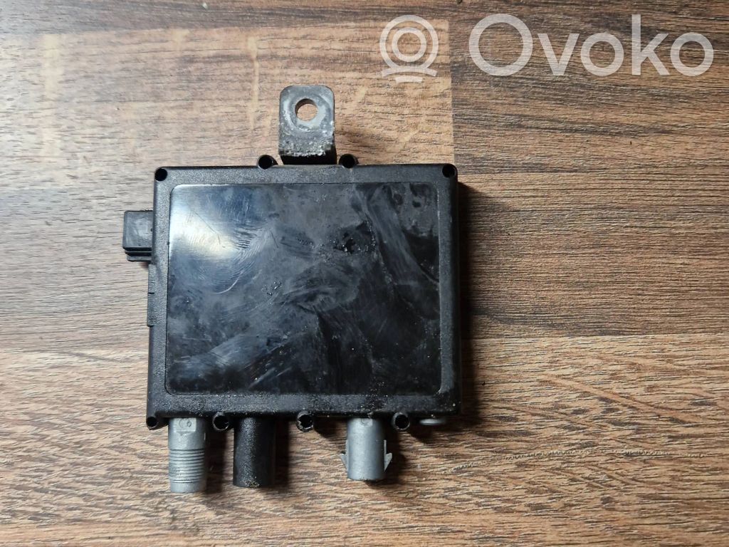 Aerial antenna amplifier   21367510,690607102