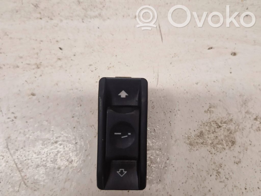 Sunroof switch   6907288,6121,03015010