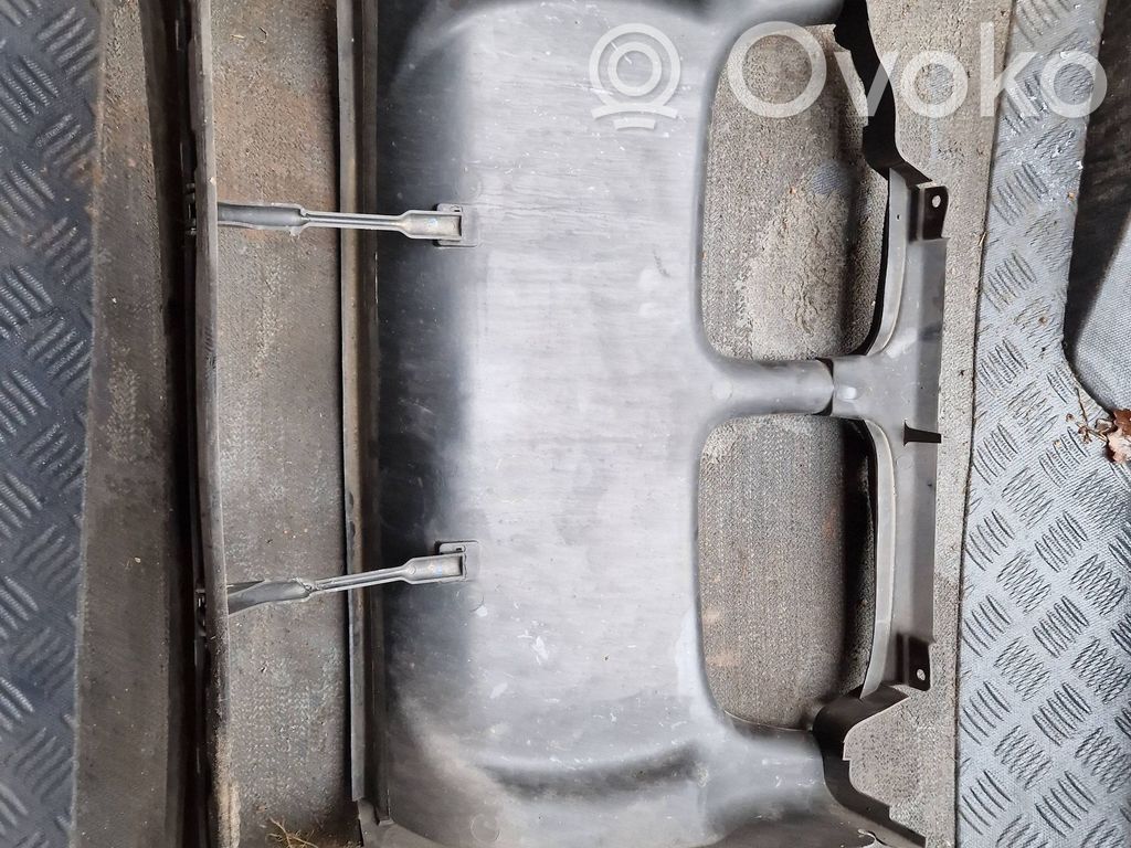 Radiatoru panelis   8202832