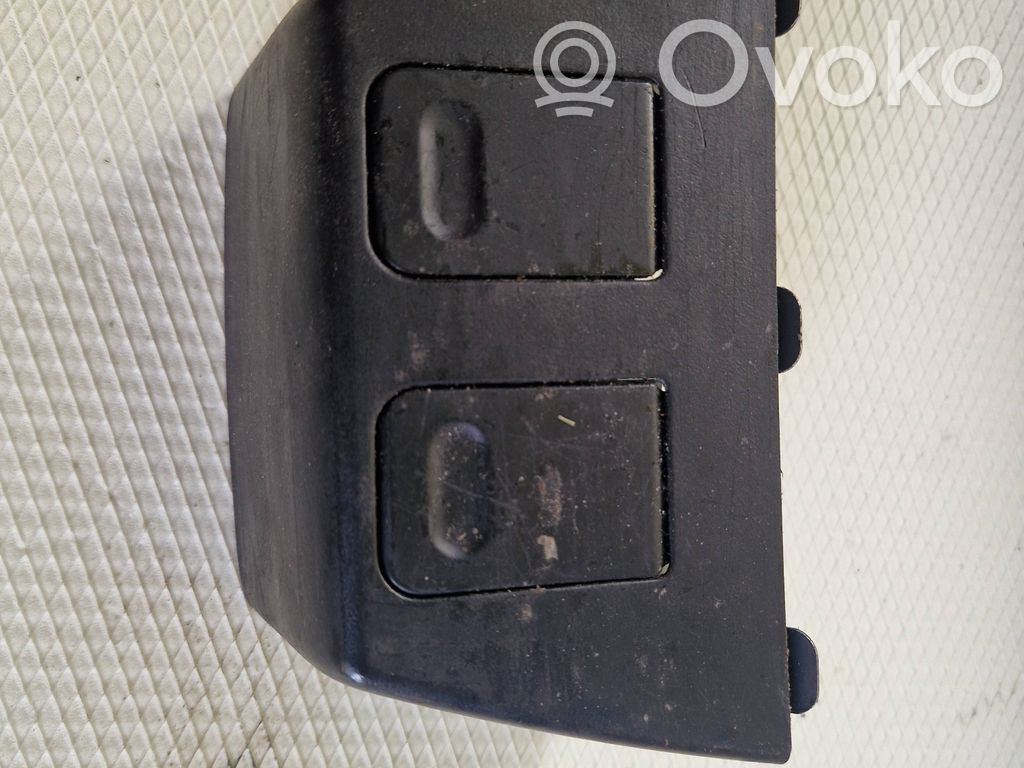 BMW 3 E46 12 V Socket (rear) 