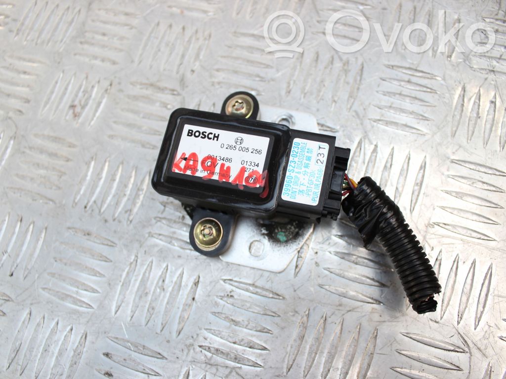 Honda Legend III KA9 ESP acceleration yaw rate sensor 