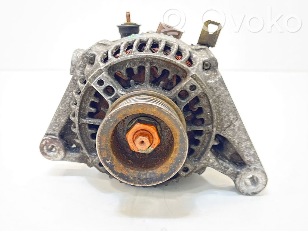 Toyota Corolla E120 E130 Ģenerators 