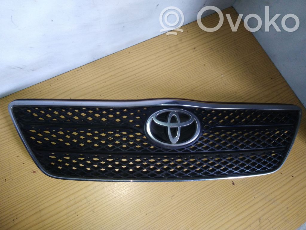 Toyota Corolla E120 E130 Front bumper upper radiator grill 