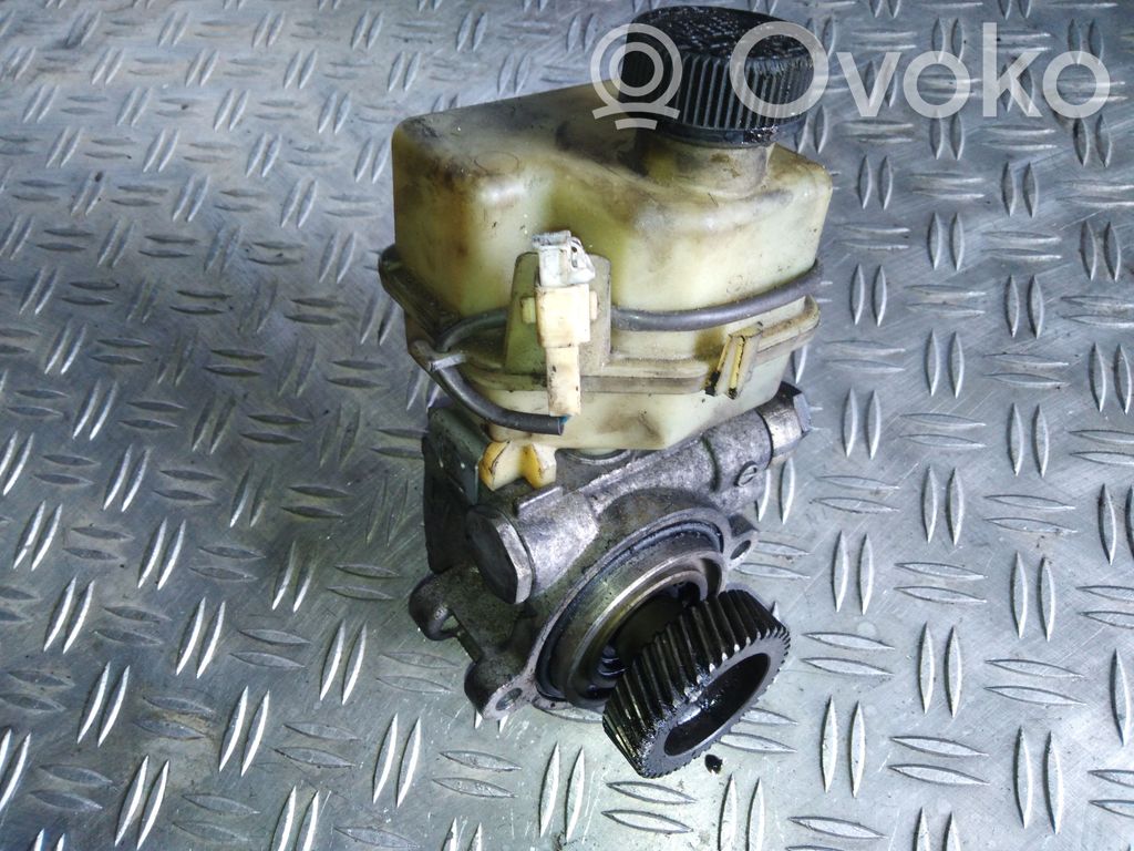 Mazda 6 Power steering pump 