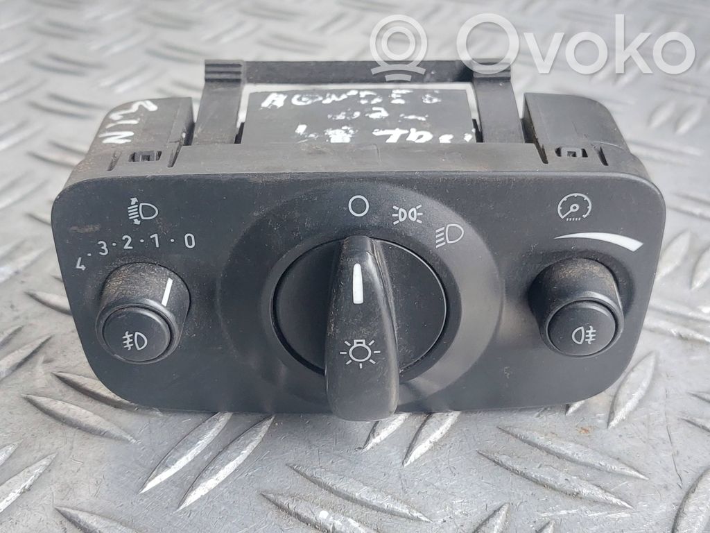 Ford Mondeo MK IV Light switch 