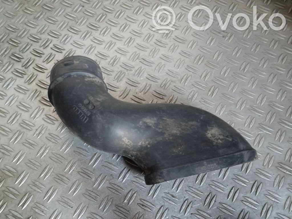 Iveco Daily 35 - 40.10 Część rury dolotu powietrza 