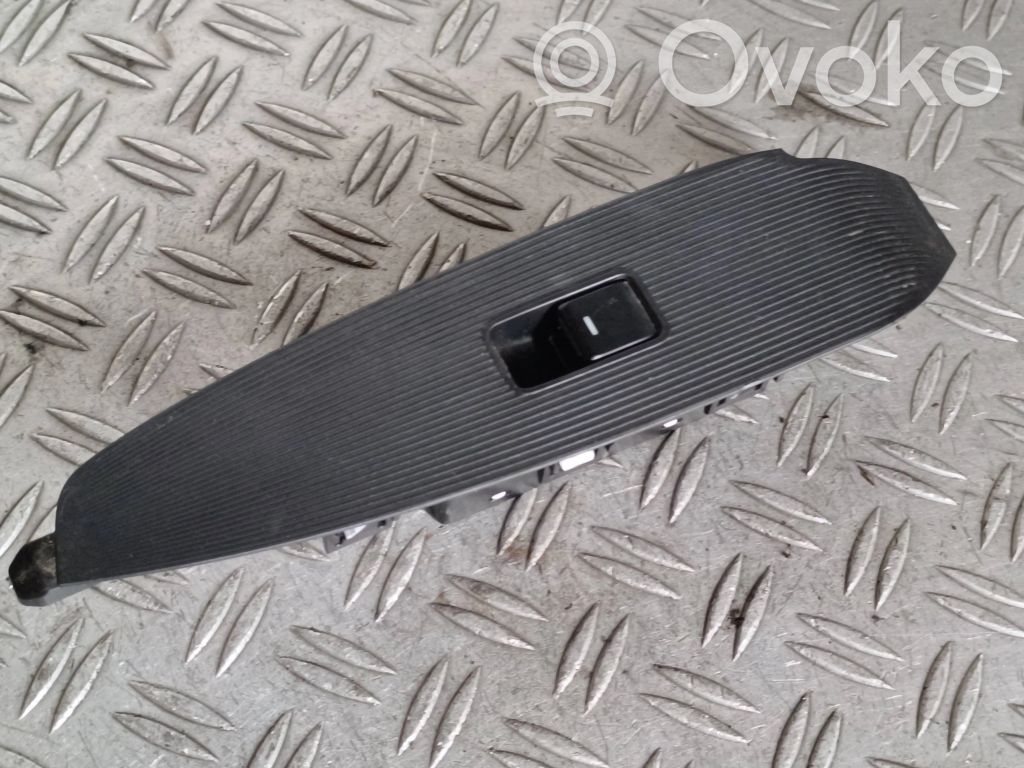 Mazda CX-5 Electric window control switch 