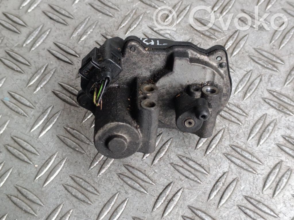 Volkswagen Golf V Intake manifold valve actuator/motor 