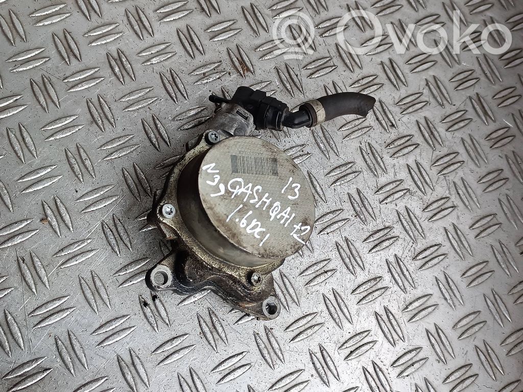 Nissan Qashqai+2 Pompă vacuum 