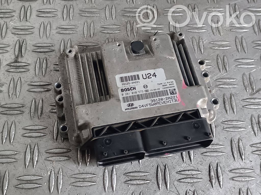 Hyundai i40 Engine control unit/module 