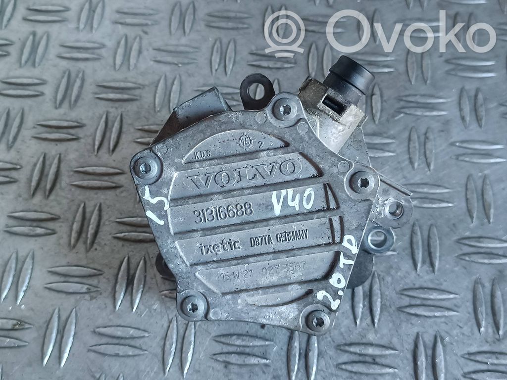 Volvo V40 Vacuum pump 