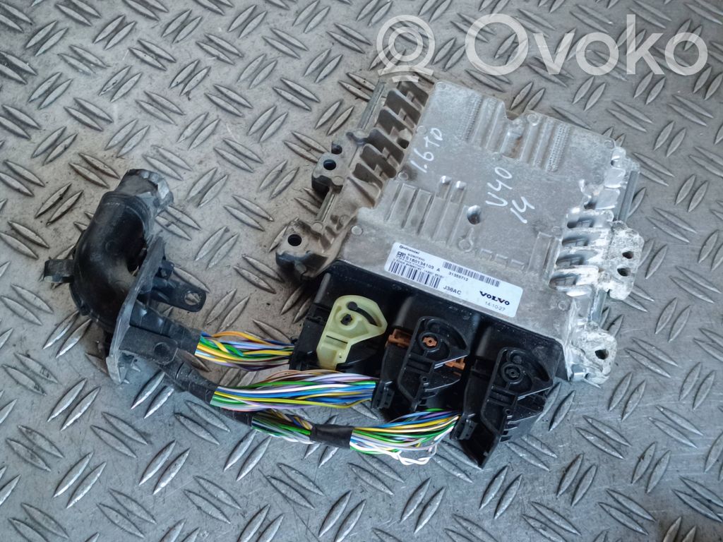 Volvo V40 Engine control unit/module 