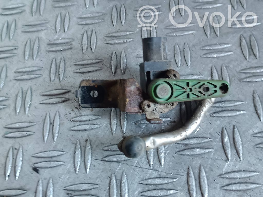 Volkswagen PASSAT CC Headlight/headlamp level sensor 