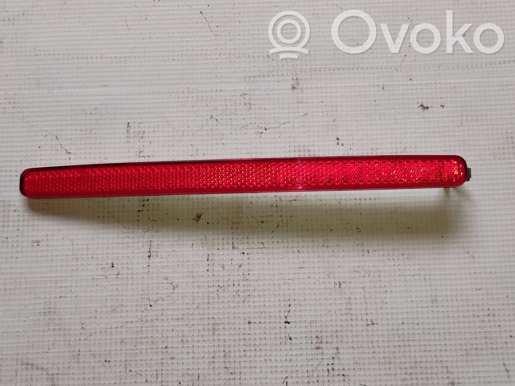 Rear tail light reflector   4E0945105