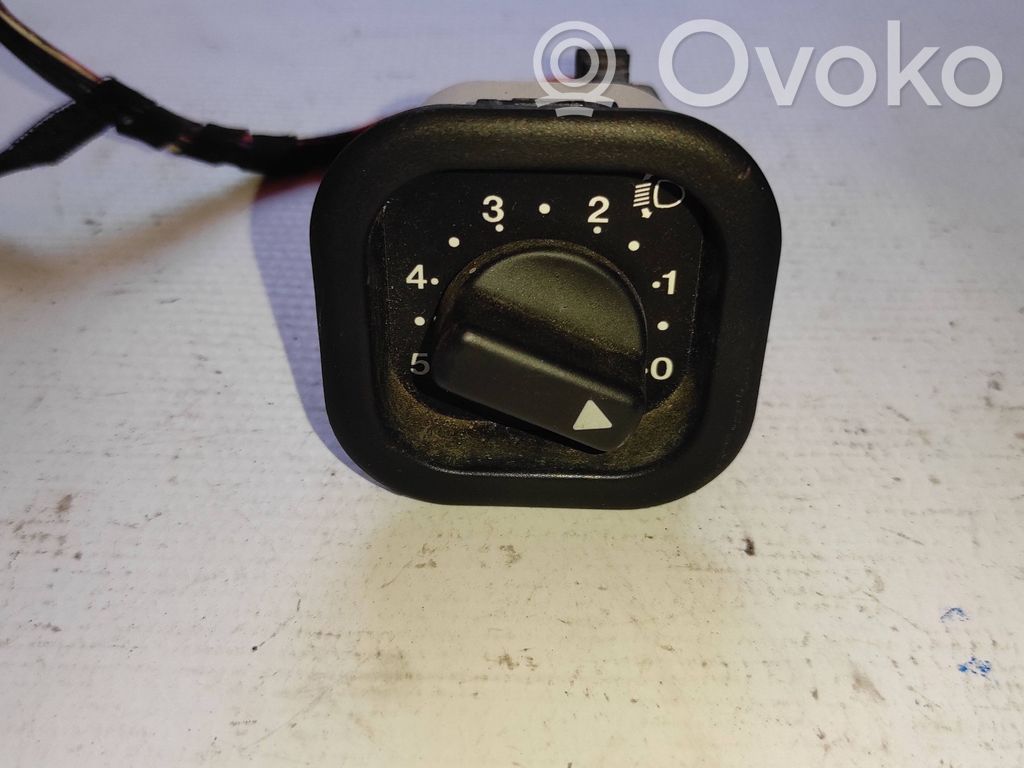 Headlight level height control switch   94VB13K031AA,01B1A