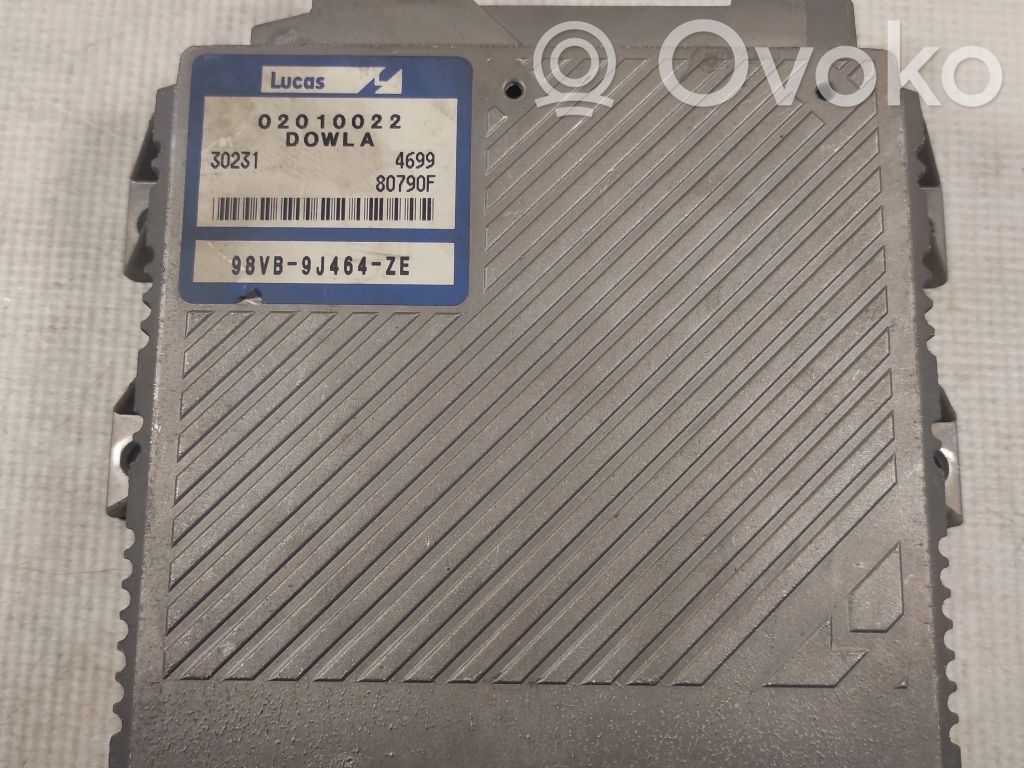Ford Transit Variklio valdymo blokas 