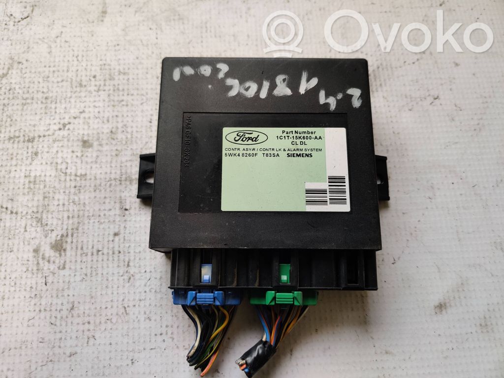 Mukavuusmoduuli   1C1T15K600AA,T83SA,5WK48260F