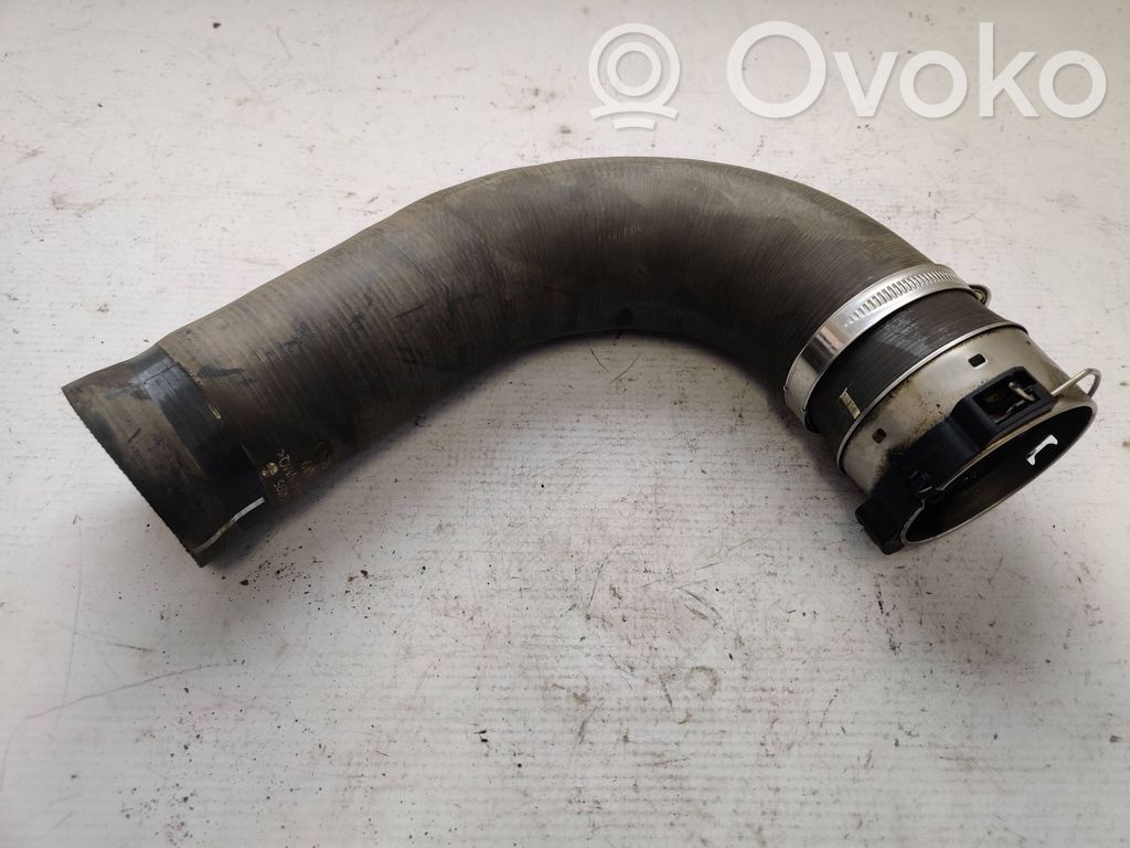 Renault Master III Intercooler hose/pipe 
