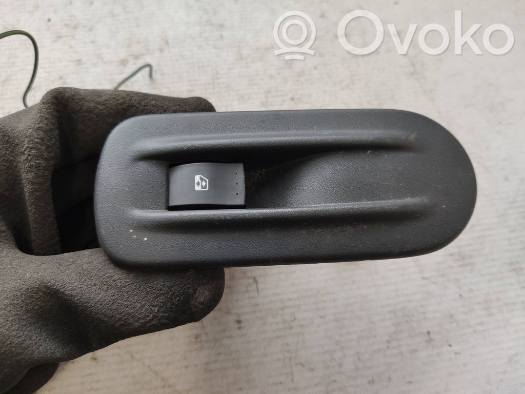 Renault Master II Electric window control switch 