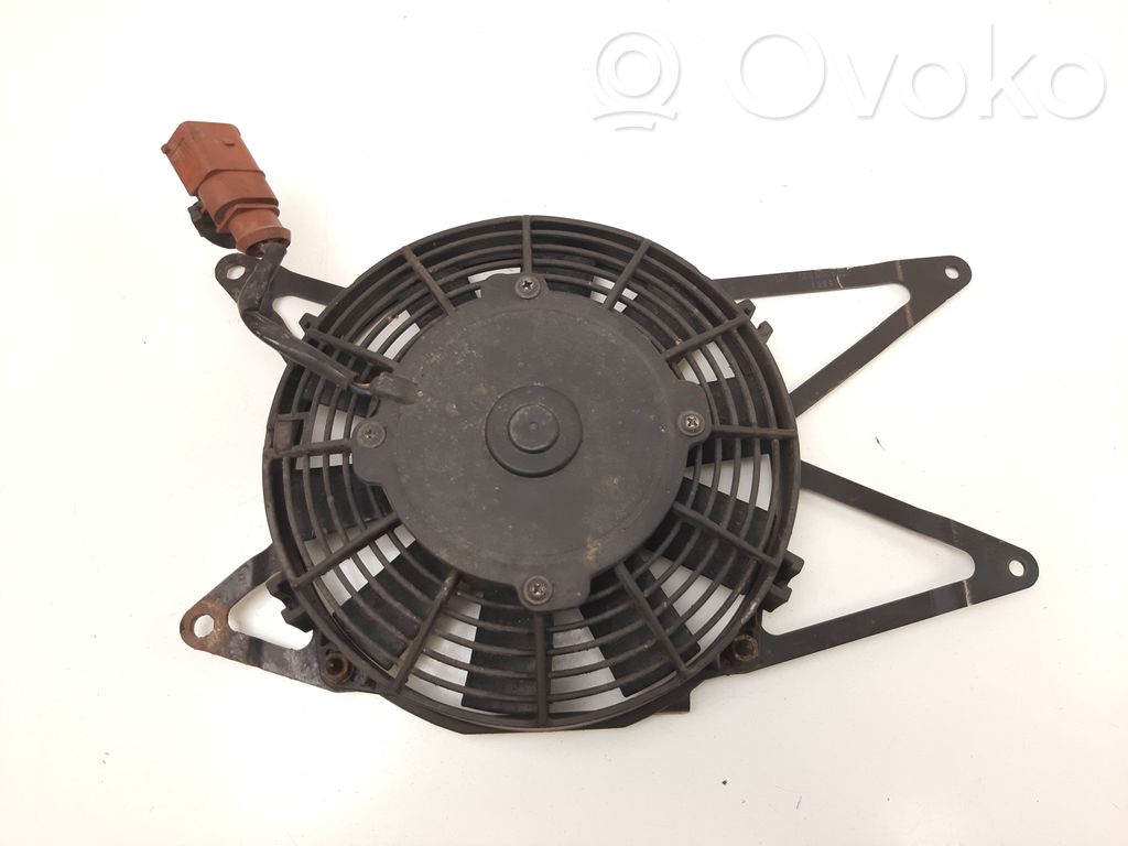 Audi RS6 C6 Elektryczny wentylator chłodnicy 