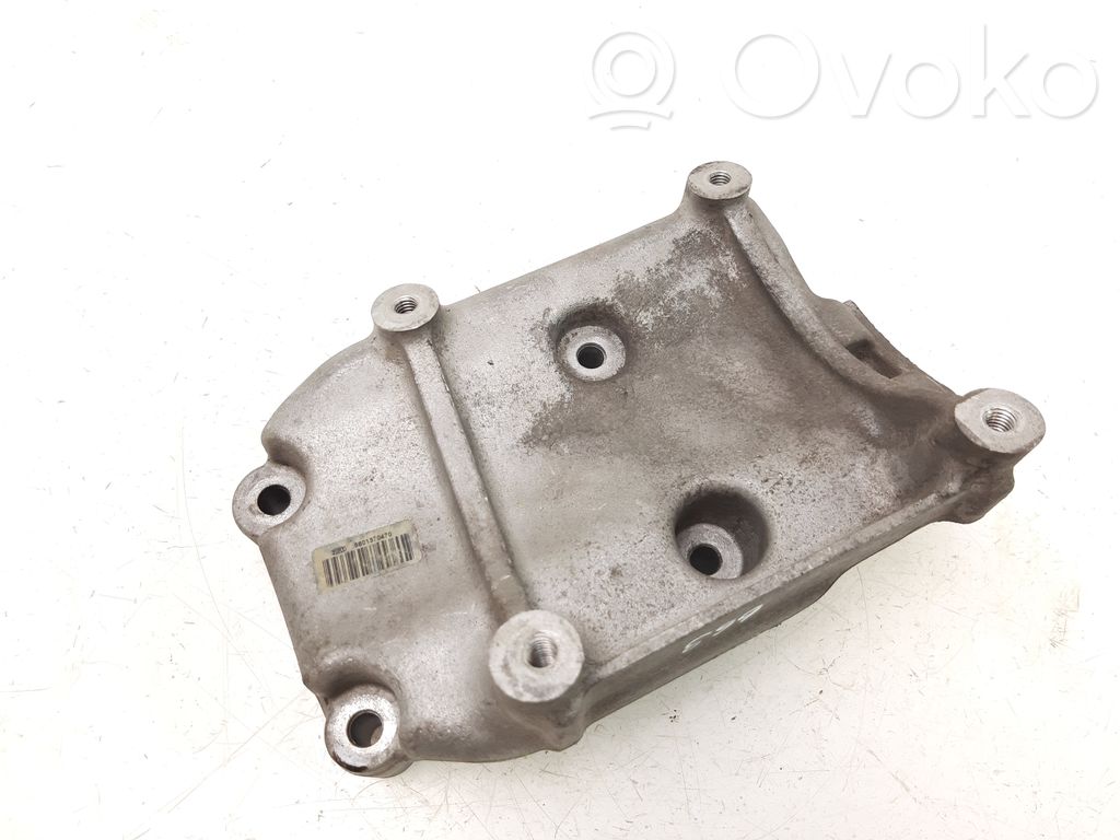 Iveco Daily 6th gen Engine mounting bracket 