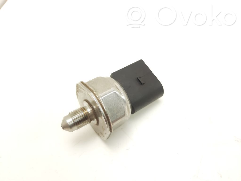 Sensor de presión de combustible   7537319,0732299551,55PP11
