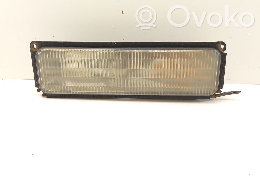Chevrolet Tahoe Front indicator light 