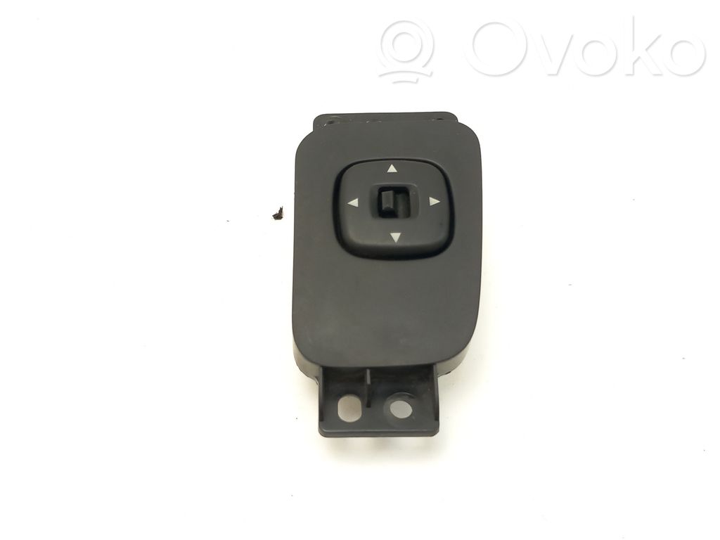 Mazda MPV Wing mirror switch 