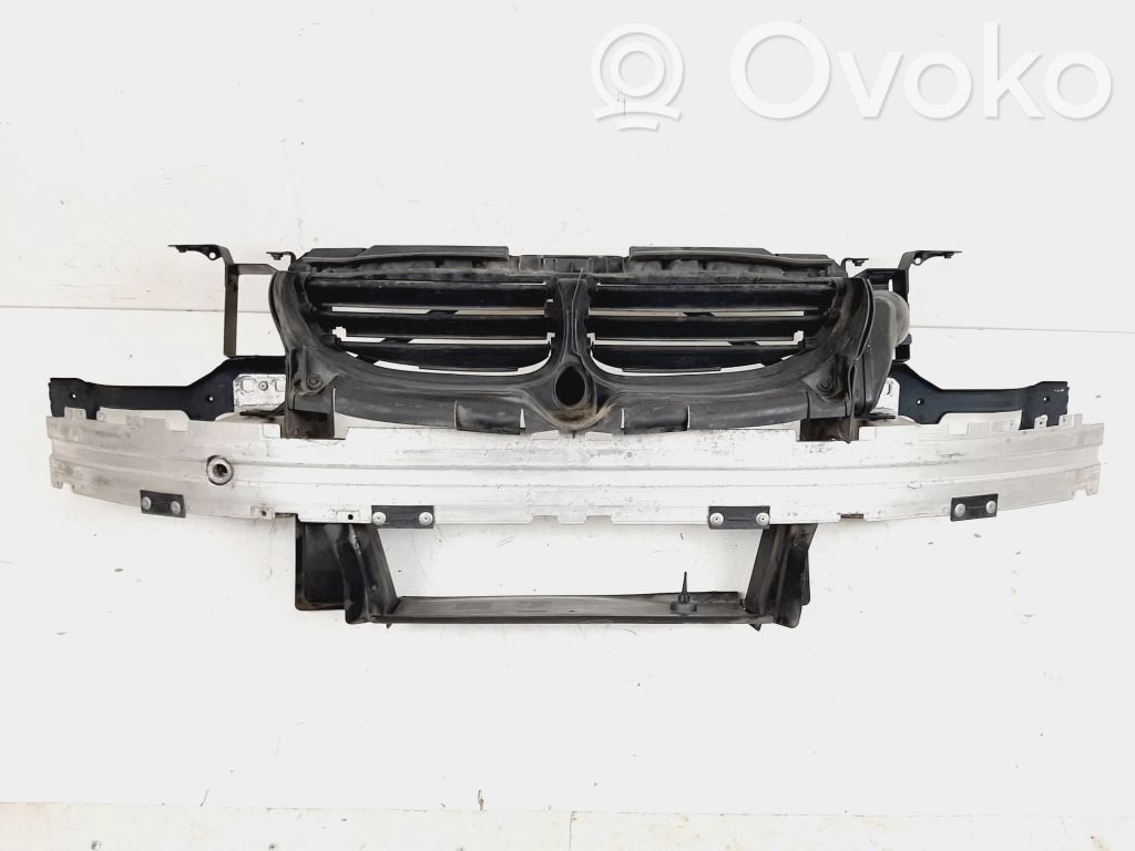BMW 5 E60 E61 Jäähdyttimen kehyksen suojapaneeli 