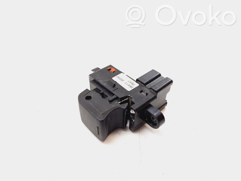 Nissan Qashqai Electric window control switch 