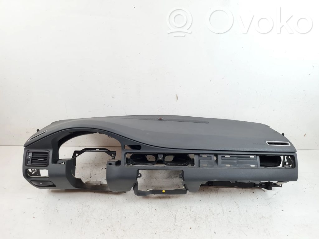 Volvo S80 Dashboard 