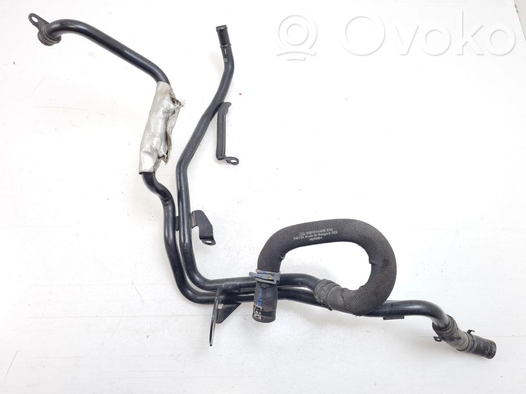 Volkswagen Touareg III Caurulīte (-es) / šļūtene (-es) 