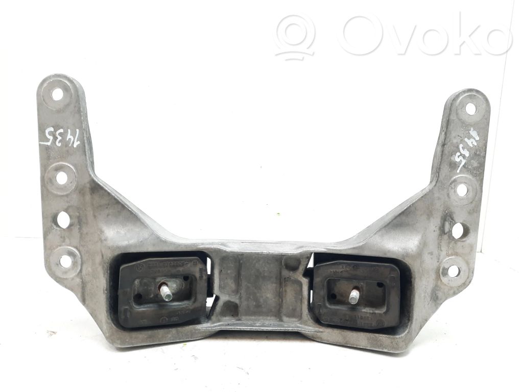 BMW M5 Gearbox mounting bracket 