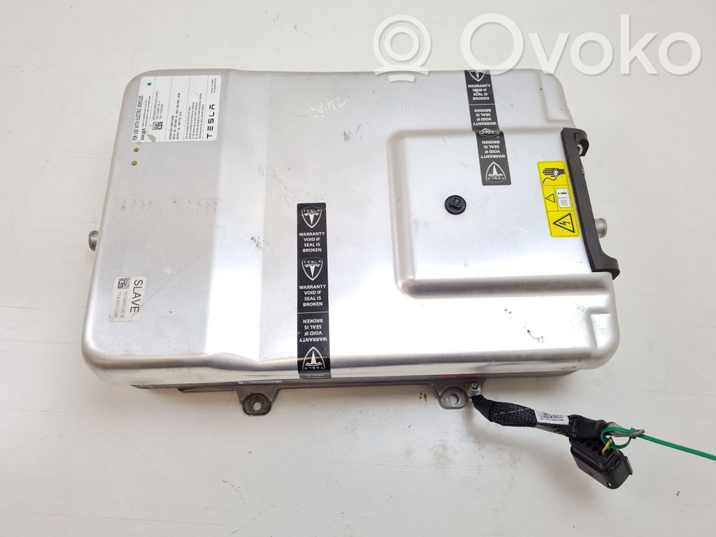 Tesla Model S Inversor/convertidor de voltaje 