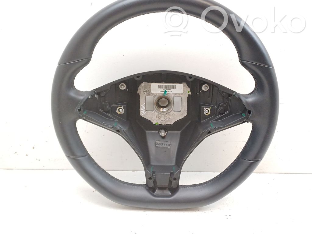 Steering wheel   100527900E