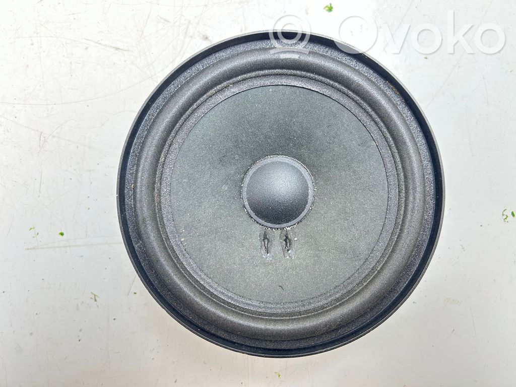 Volkswagen Amarok Front door speaker 