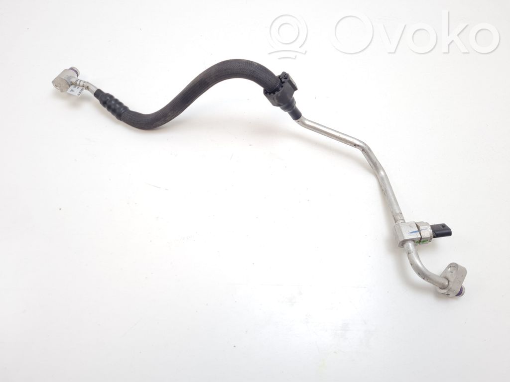 Porsche Taycan 9J1 Air conditioning (A/C) pipe/hose 