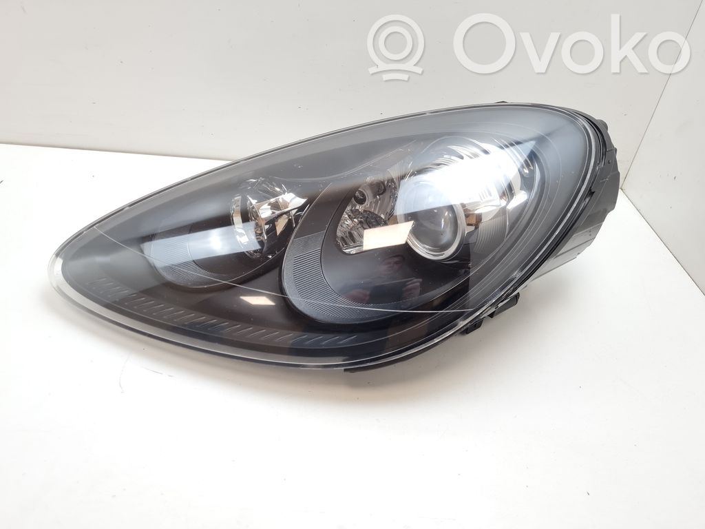 Porsche Cayenne (92A) Scheinwerfer 
