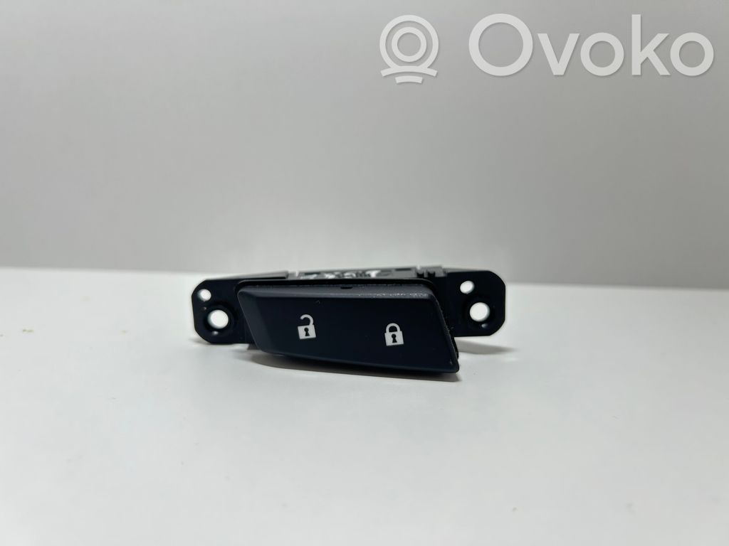 Chevrolet Orlando Central locking switch button 