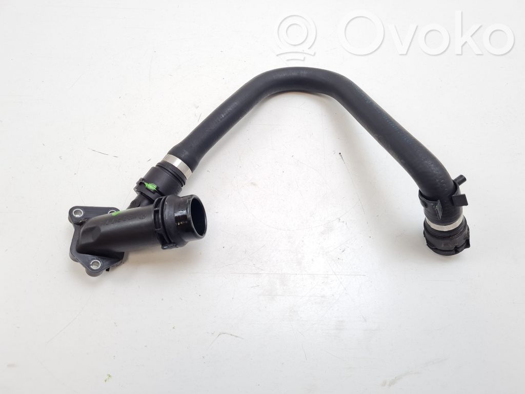 Engine coolant pipe/hose   2247744,6917697