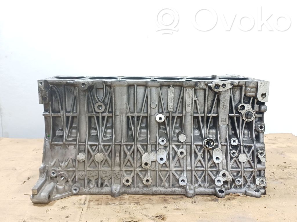 BMW 5 E60 E61 Engine block 