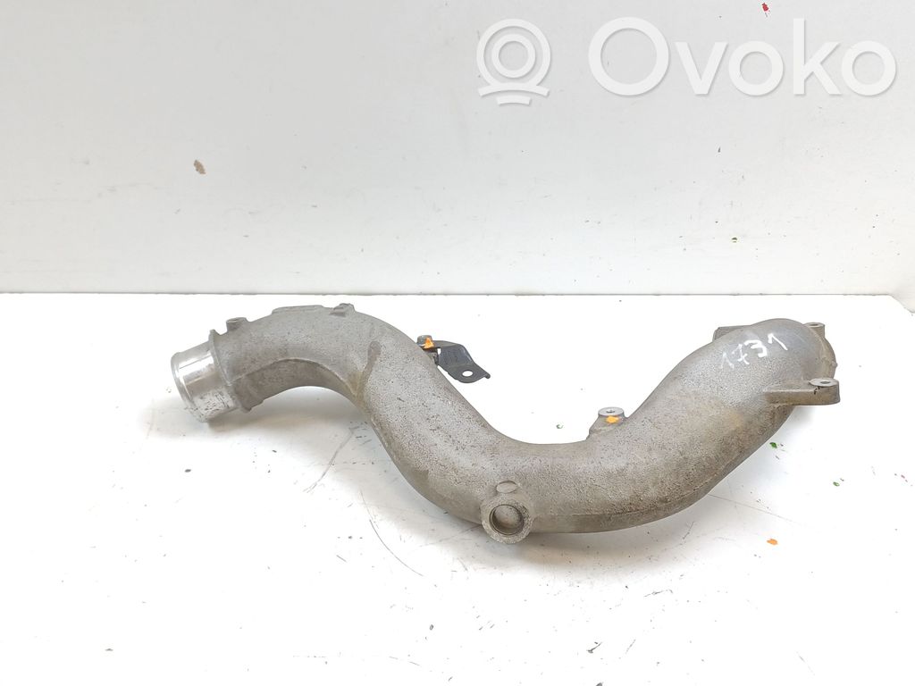 Engine coolant pipe/hose