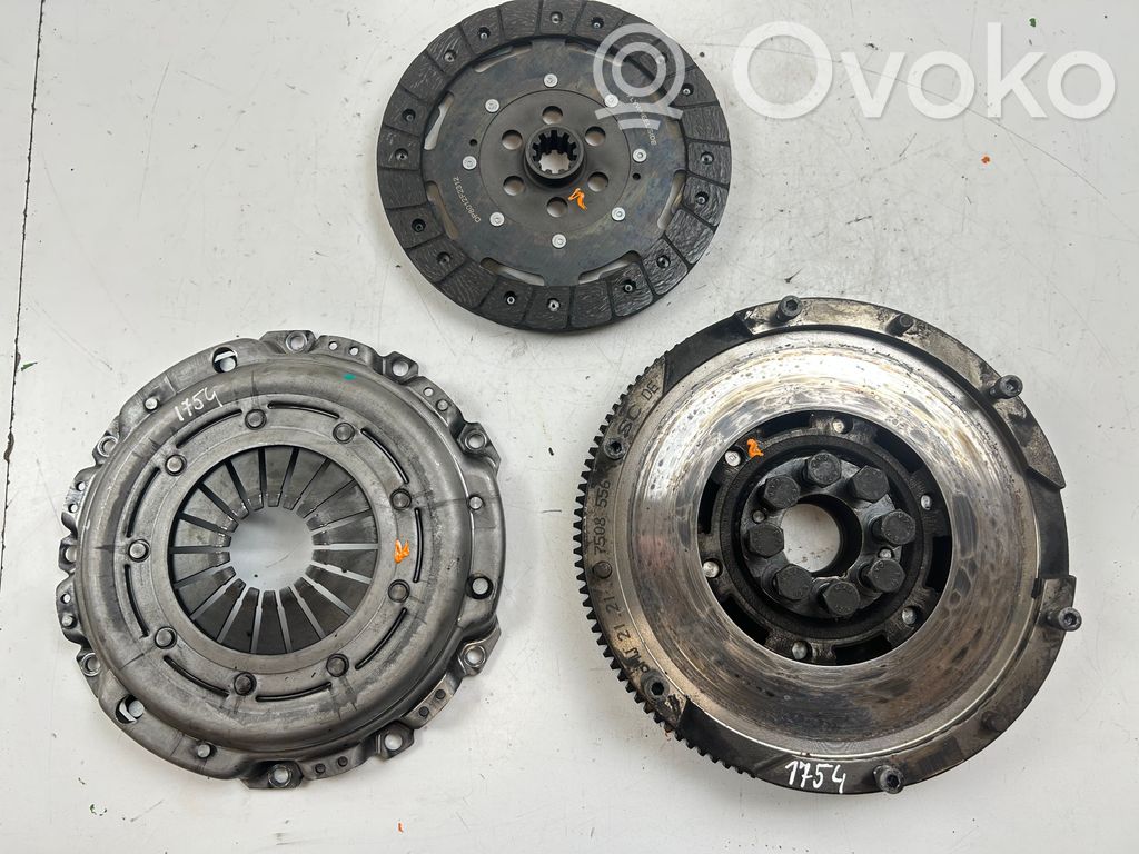 BMW 5 E39 Kit d'embrayage 